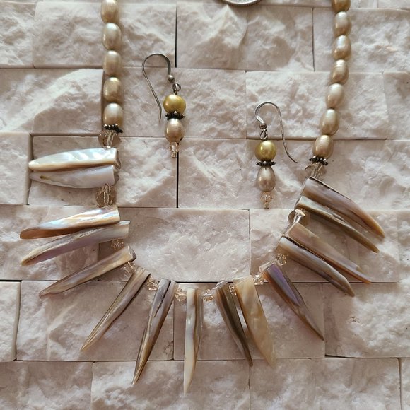 Abalone Shell Spikes & Pearls - Picture 8 of 9